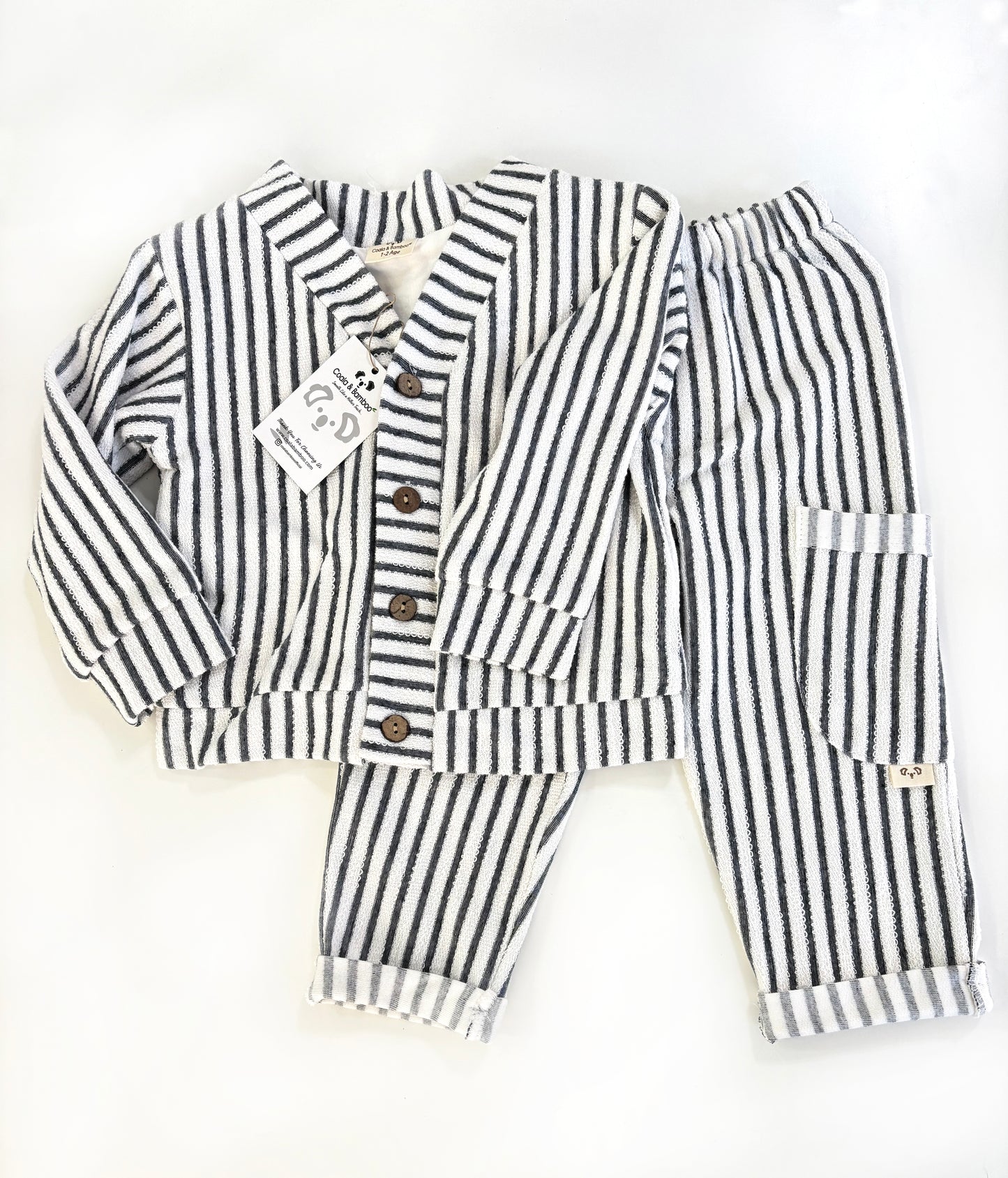 Çizgili Astarlı Takım